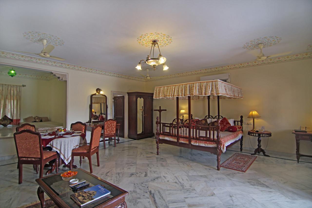 Отель Amar Mahal Орчха Экстерьер фото