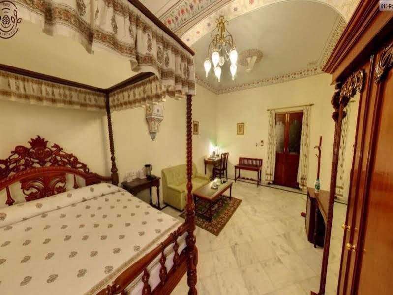 Отель Amar Mahal Орчха Экстерьер фото